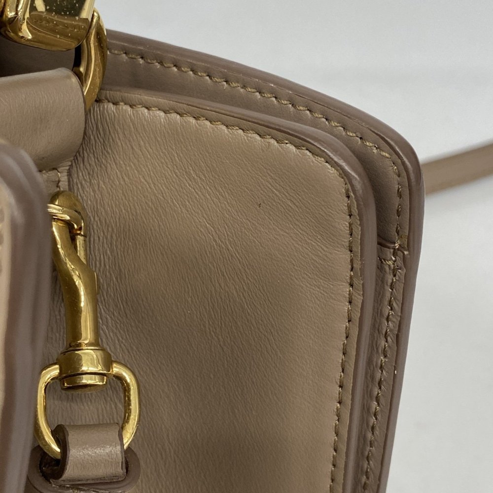 SALVATORE FERRAGAMO Cream Leather Bag - Picture 7 of 13